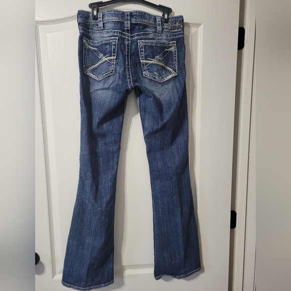 Silver jeans women's size 30W/33L Frances 18" bootcut - Picture 3 of 10